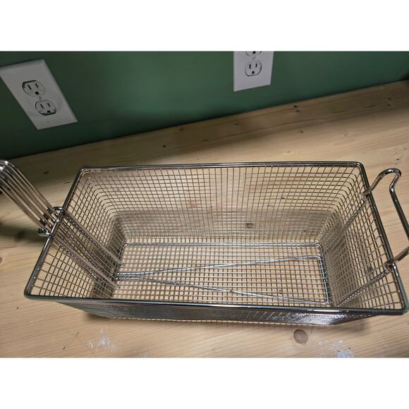 Deep Fryer Baskets with Handle Commercial Fryer Baskets - Picture 4 of 4